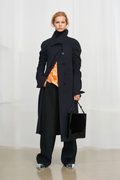 Look 15